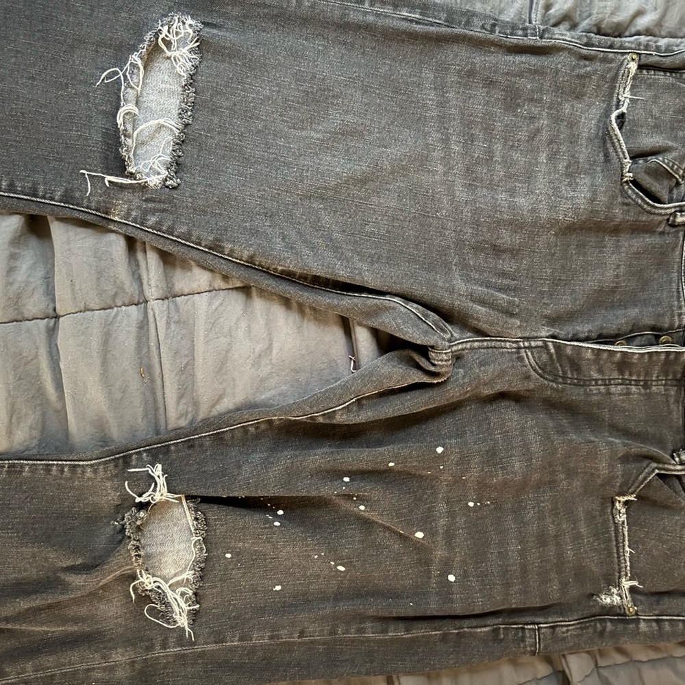 Men's Distressed Charcoal Skinny Jeans